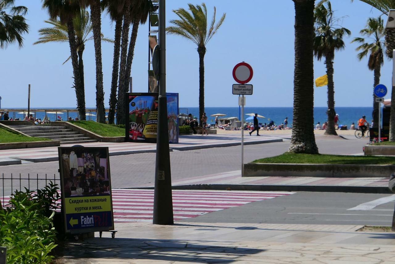 סאלו Rentalmar Delfos Playa מראה חיצוני תמונה